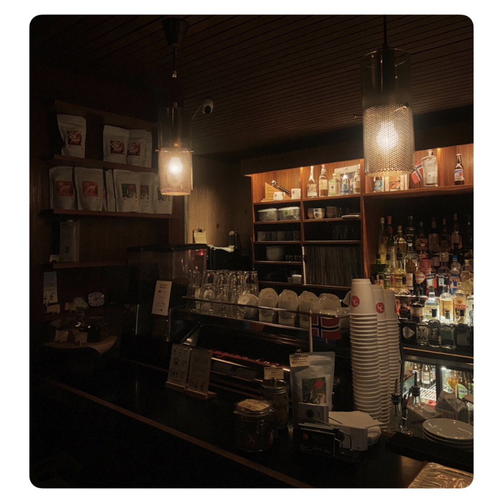 渋谷 夜 カフェ